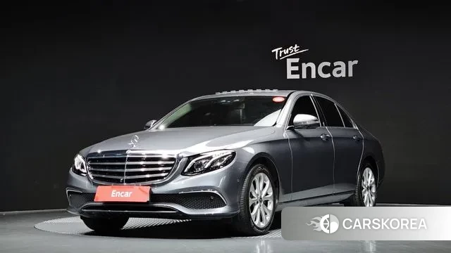 Mercedes-Benz E-Class W213 2018 Серый из Кореи