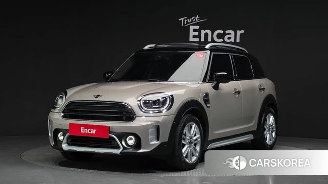 Mini Cooper Countryman 2023 Песочный из Кореи