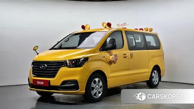 Hyundai The New Grand Starex 2021 Желтый из Кореи