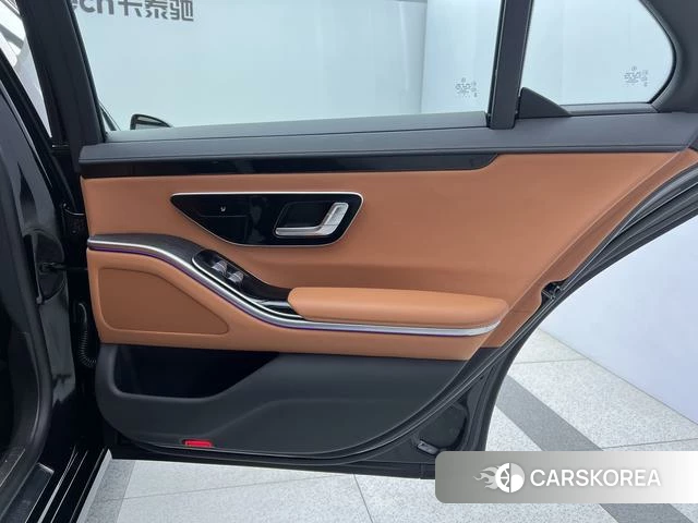 Mercedes-Benz S-class 2022 Черный из Китая