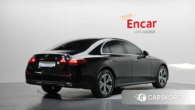 Mercedes-Benz E-Class W214 2025 Черный из Кореи