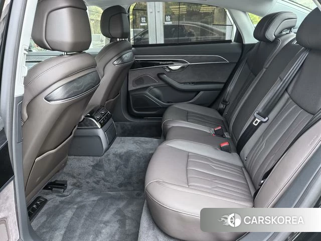Audi A8 2025 Черный из Китая