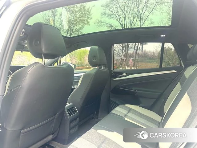 Volkswagen ID.4 CROZZ 2024 Белый из Китая