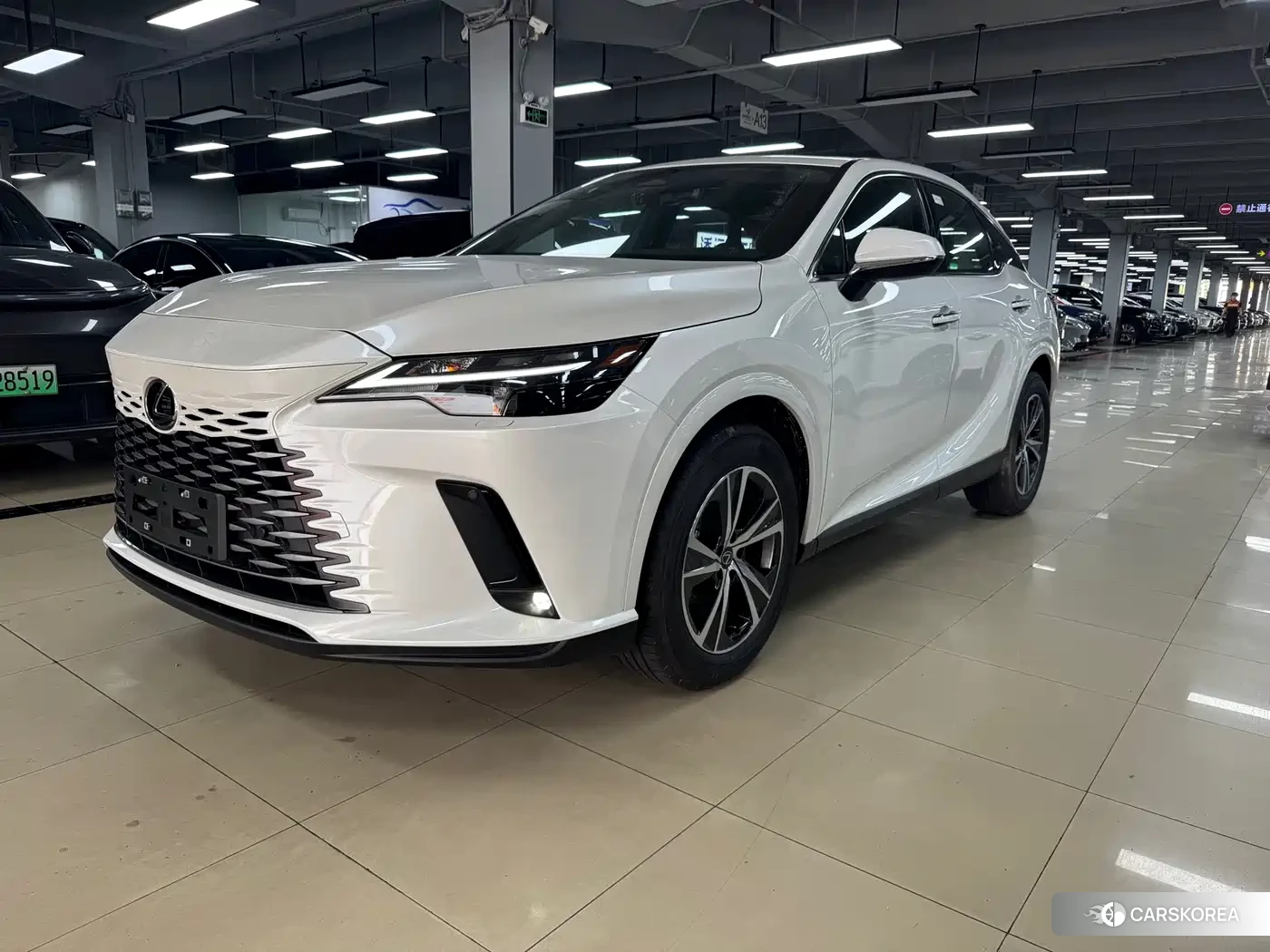 Lexus RX 2026 Белый из Китая