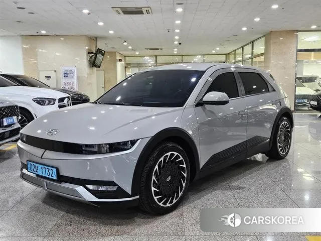 Hyundai Ionic 5 2022 Серебристо-серый из Кореи