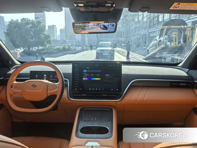 Dongfeng Yipai eπ008 2025 Серебристо-серый из Китая