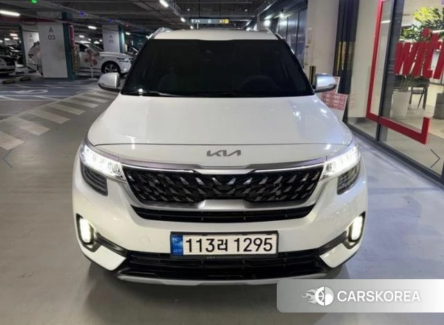 Kia Seltos 2022 Белый из Кореи