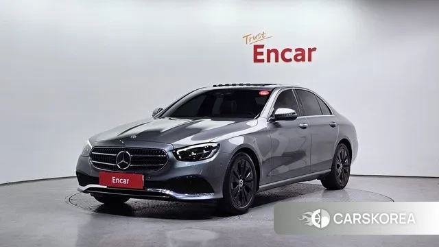 Mercedes-Benz E-Class W213 2021 Серый из Кореи