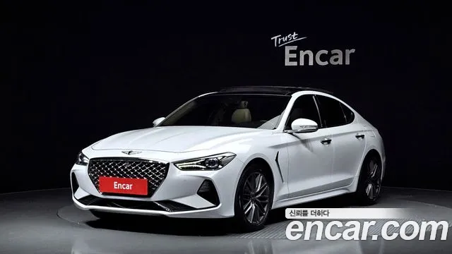 Genesis G70 2018 Белый из Кореи