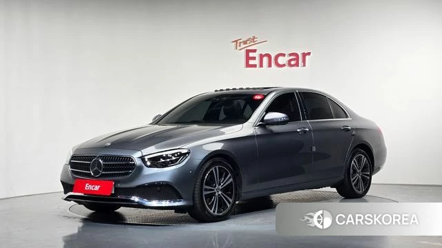 Mercedes-Benz E-Class W213 2022 Серый из Кореи