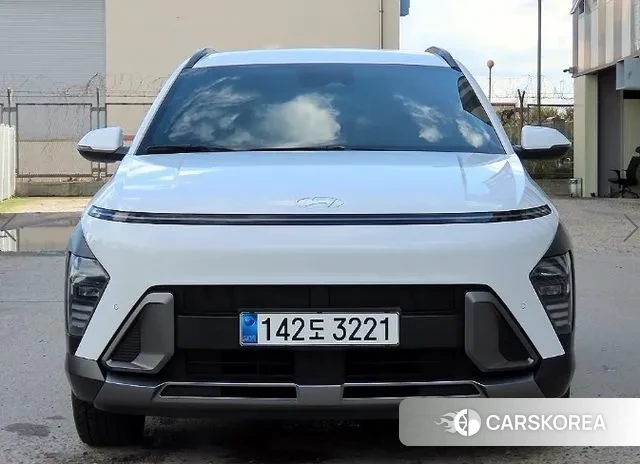 Hyundai Kona Hybrid (SX2) 2023 Белый из Кореи