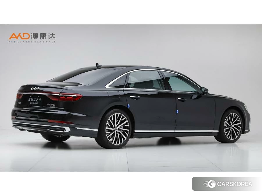 Audi A8 2022 Черный из Китая