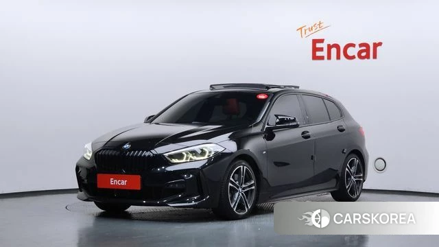 BMW 1 Series (F40) 2021 Черный из Кореи