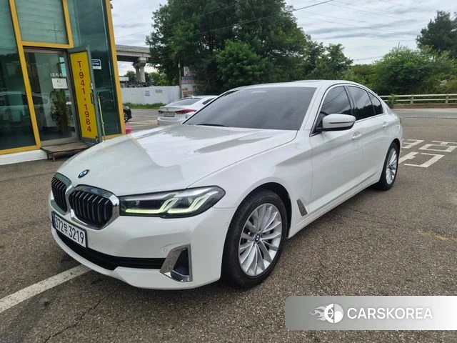 BMW 5 Series (G30) 2020 Белый из Кореи