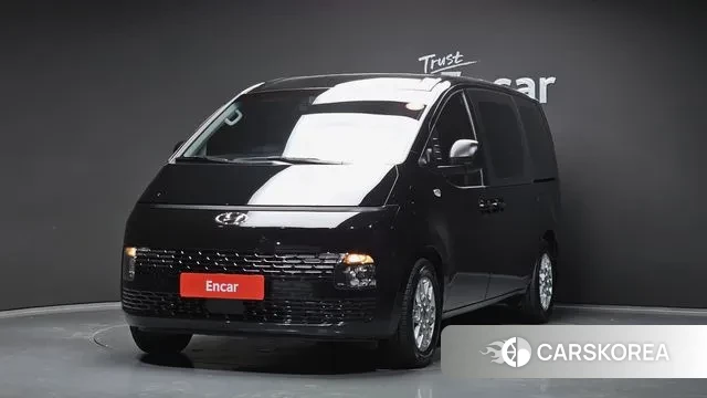 Hyundai Staria 2023 Черный из Кореи