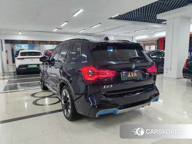 BMW iX3 2022 Черный из Китая