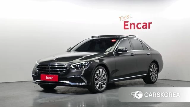 Mercedes-Benz E-Class W213 2021 Серый из Кореи