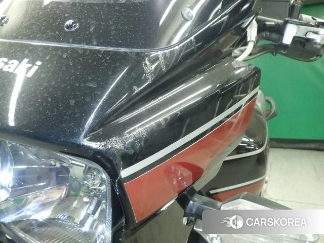 Проданный Kawasaki ZRX 1200 2015 из Японии