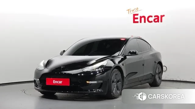 Tesla Model 3 2021 Черный из Кореи