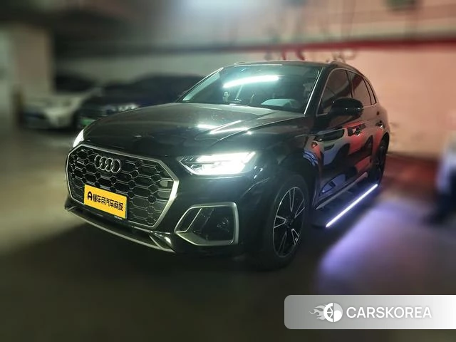 Audi Q5L 2022 Черный из Китая