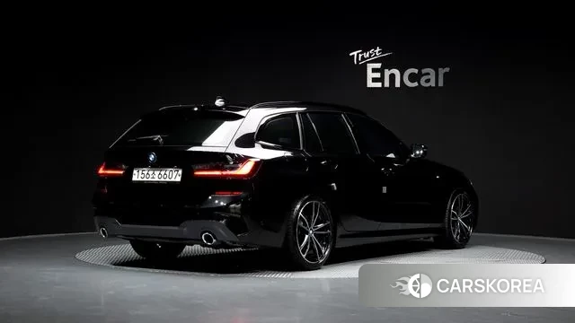 BMW 3 Series (G20) 2022 Черный из Кореи