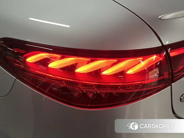 Mercedes-Benz EQS 2024 Серебристо-серый из Китая