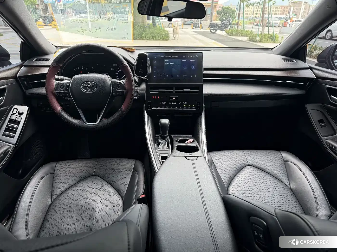Toyota Avalon 2024 Черный из Китая