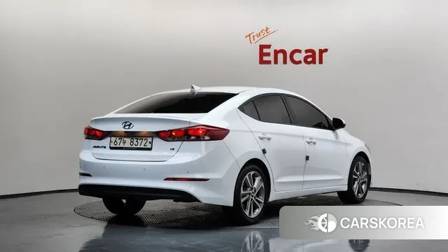 Hyundai Avante AD 2018 Белый из Кореи
