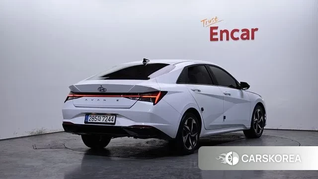 Hyundai Avante (CN7) 2022 Белый из Кореи