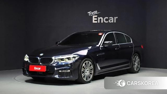 BMW 5 Series (G30) 2018 Черный из Кореи