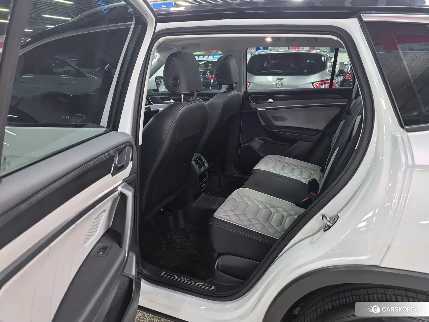 Volkswagen Tayron 2024 Белый из Китая