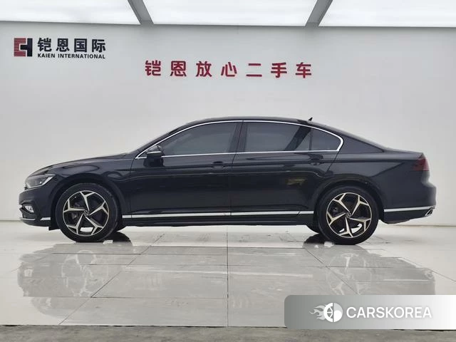Volkswagen Magotan 2023 Черный из Китая