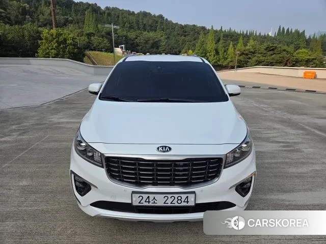 Kia The New Carnival 2018 Белый из Кореи