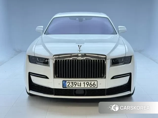 Rolls-Royce Ghost 2nd Generation 2021 Белый из Кореи