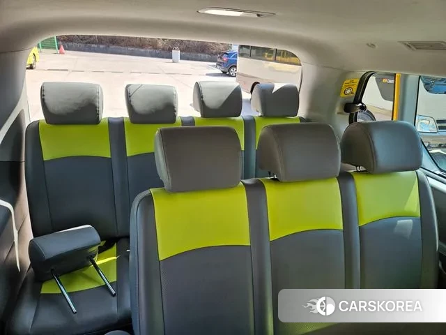 Hyundai The New Grand Starex 2019 Желтый из Кореи