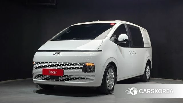 Hyundai Staria 2022 Белый из Кореи