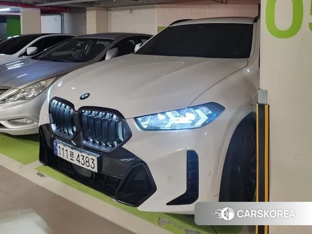 BMW X6 (G06) 2023 Белый из Кореи