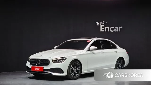 Mercedes-Benz E-Class W213 2020 Белый из Кореи
