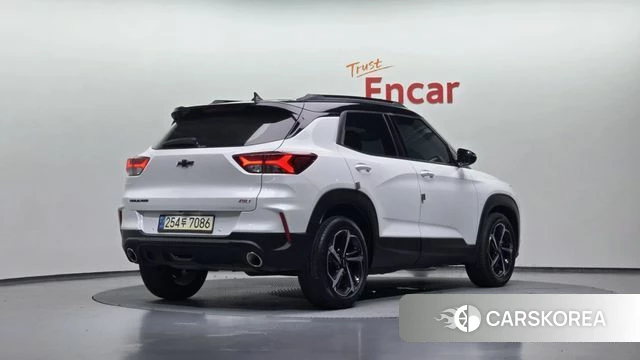 Chevrolet (GM Daewoo) Trailblazer 2021 Белый из Кореи