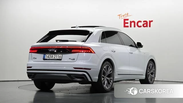 Audi Q8 (4M) 2021 Белый из Кореи