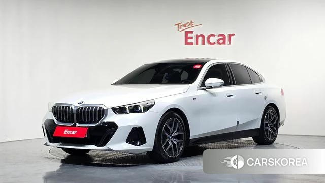 BMW 5 Series (G60) 2024 Белый из Кореи