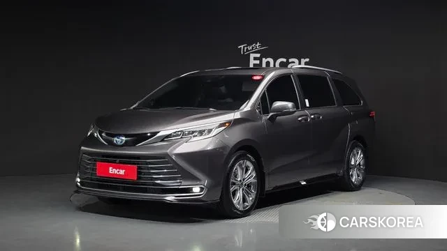 Toyota Sienna 4th Generation 2022 Серый из Кореи