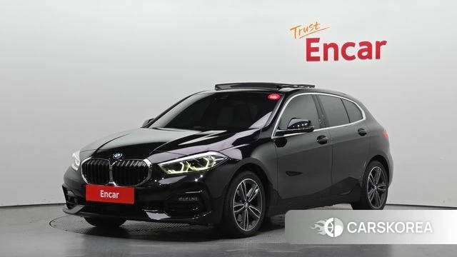 BMW 1 Series (F40) 2020 Черный из Кореи