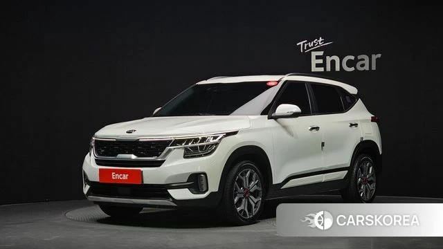 Kia Seltos 2020 Белый из Кореи