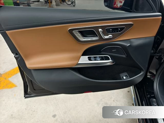 Mercedes-Benz E-class 2024 Черный из Китая
