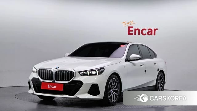 BMW 5 Series (G60) 2024 Белый из Кореи