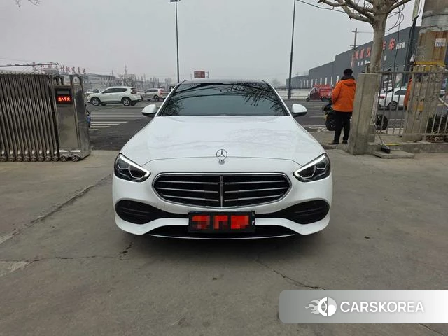 Mercedes-Benz Class C 2022 Белый из Китая
