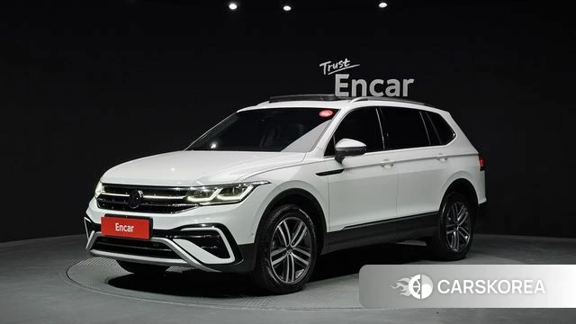 Volkswagen Tiguan Allspace 2022 Белый из Кореи