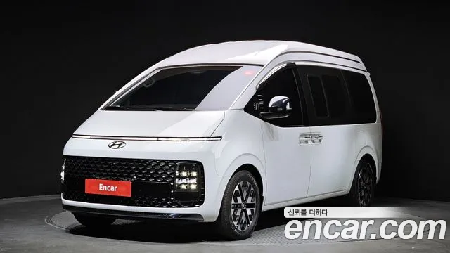 Hyundai Staria 2023 Белый из Кореи