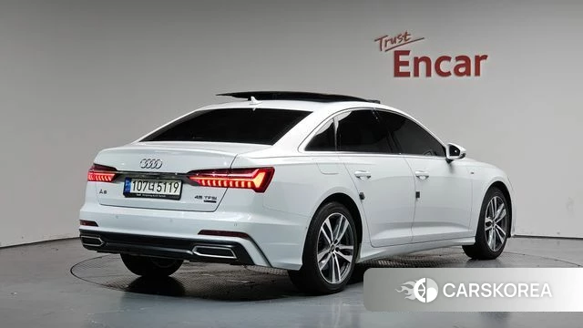 Audi A6 (C8) 2021 Белый из Кореи
